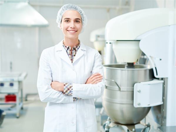 MAXCLEAN cleanroom manufacturing specialist