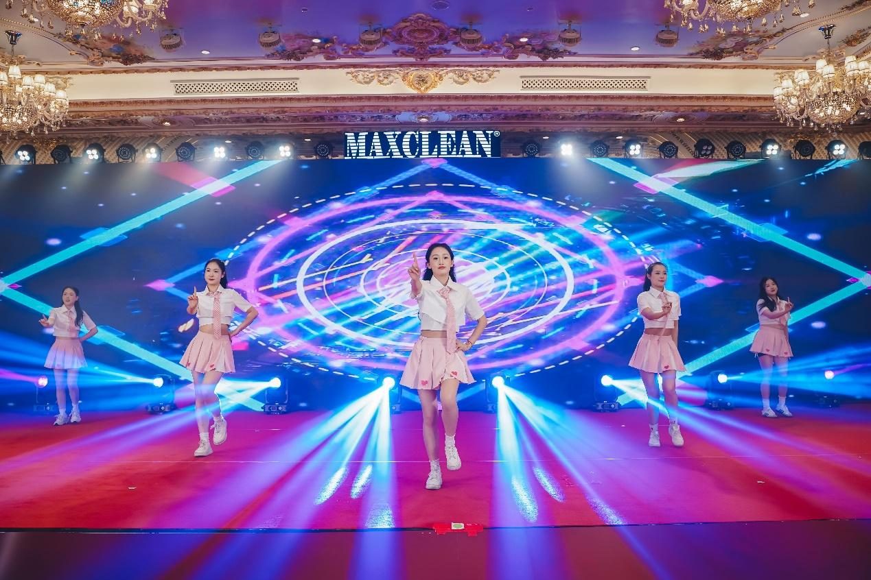 The Maxclean annual meeting was successfully held image 11